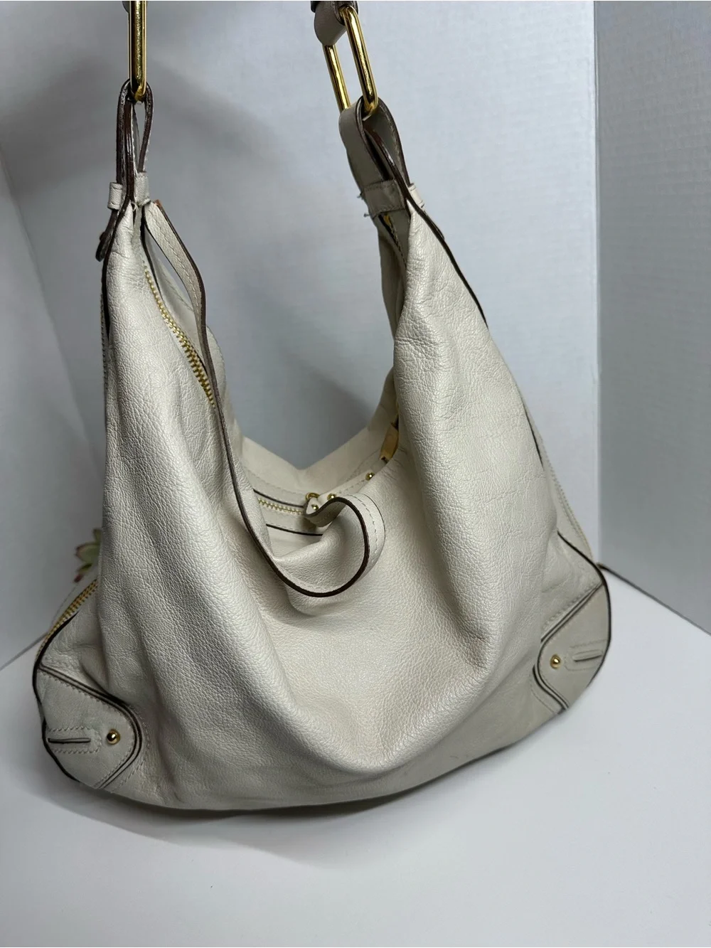 Marc Jacobs Cream Leather Hobo Shoulder Bag with Gold Hardware